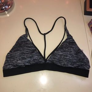 VICTORIAS SECRET SPORTS BRA